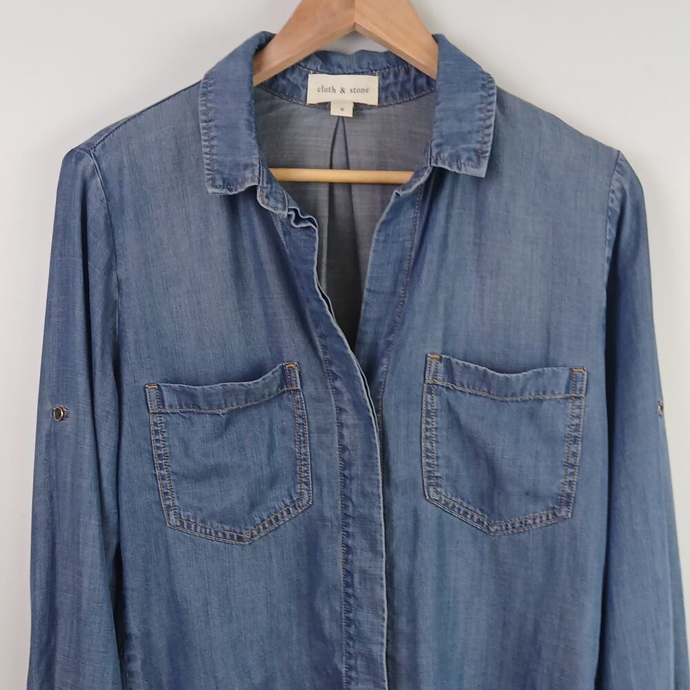 Cloth & Stone SZ S Split-Back Buttondown Tencil Denim Blue Chambray Shirt - Picture 3 of 5